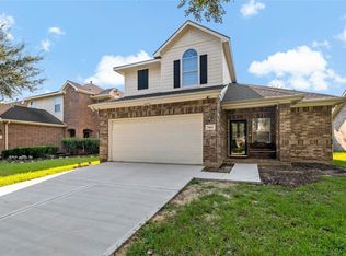 5422 Summer Spring Ln, Rosharon, TX 77583