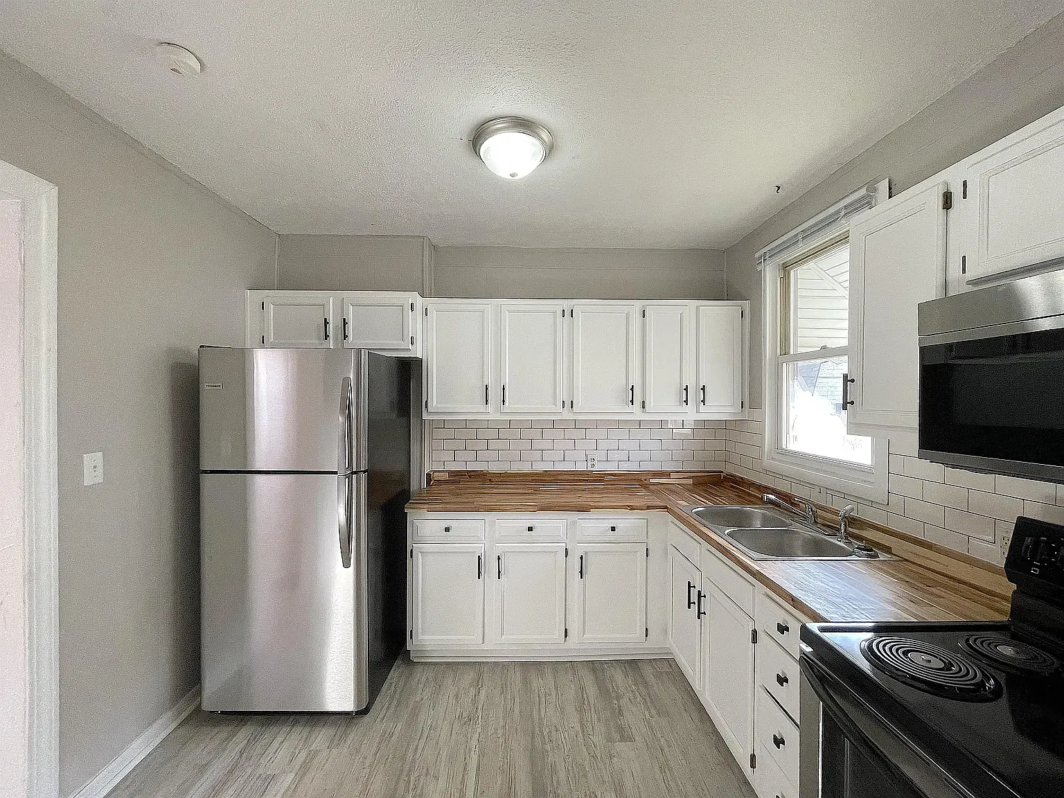 3 bed, 1200 sqft, $750 — Photo 3