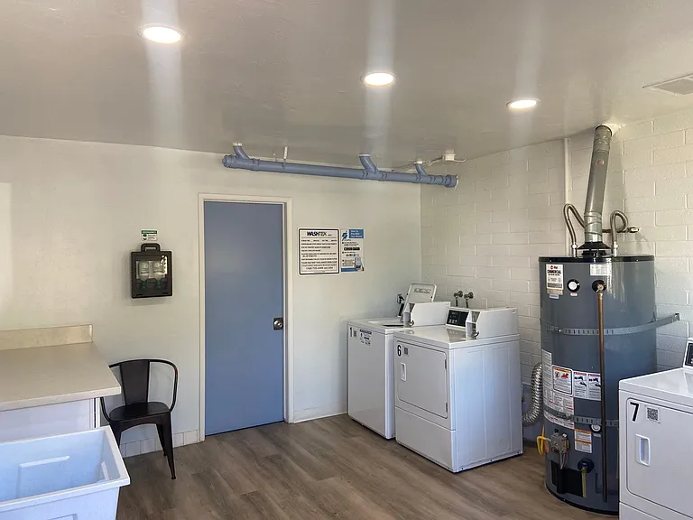 Antone Apartments — Photo 134