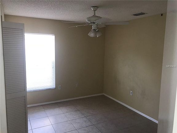 4th image of 909 44th St E