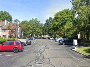 9 Drewes Ct, Lawrence Township, NJ 08648