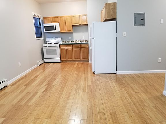 2nd image of 360 Ashburton Ave Floor 3