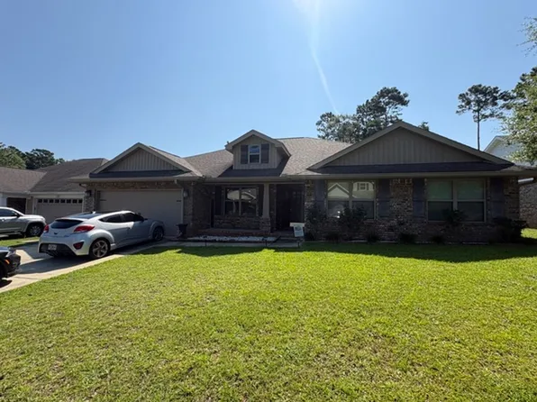 6023 Trestle St, Crestview, FL 32536