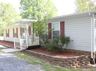 274 Candlemakers Ln, Rustburg, VA 24588