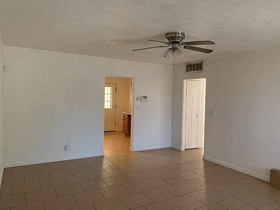 5th image of 1317 N Center Ave