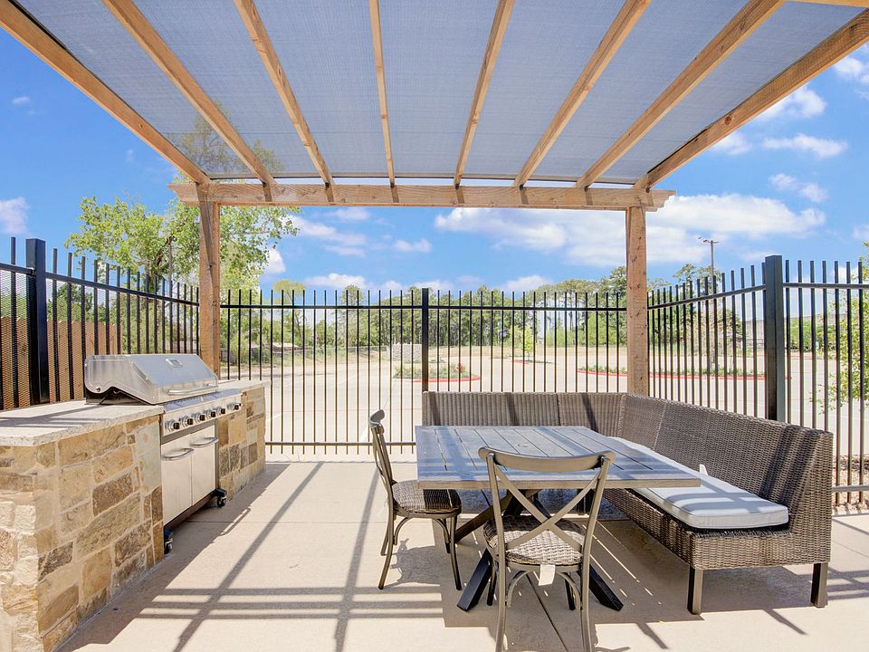 South Mountain Apartments 2301 N Frazier St Conroe TX Zillow