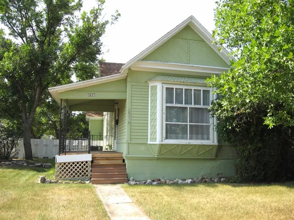 1637 Canton Ave, Hot Springs, SD 57747