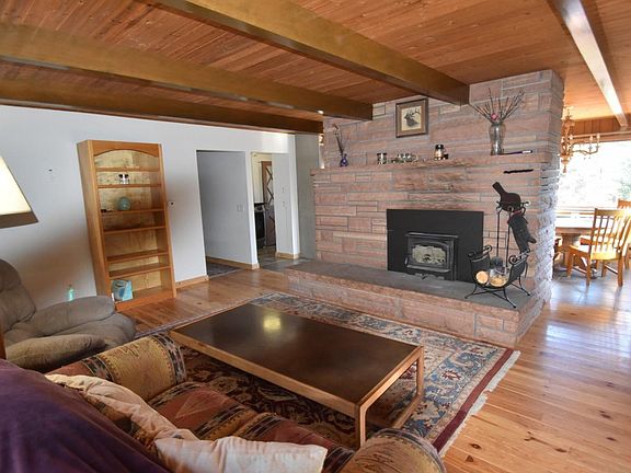 3rd image of 1477 Kiowa Rd