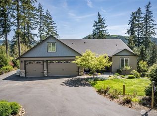 575 Agate Creek Dr, Kalama, WA 98625
