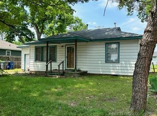 35 E 53rd St, Tulsa, OK 74105
