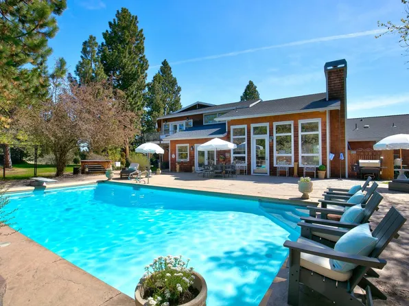 60602 Woodside Rd, Bend, OR 97702