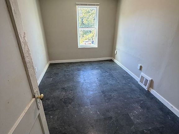 3rd image of 2163 E 84th St APT 4