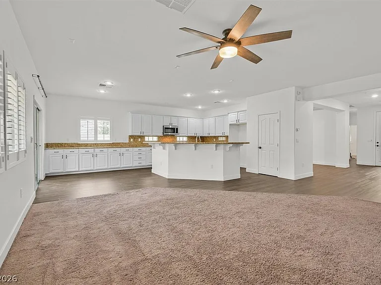913 Hickory Park St — Photo 17