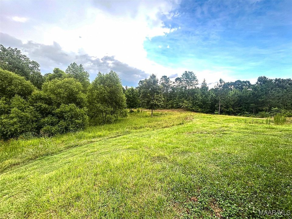 2nd image of 516 Jones Farm Rd