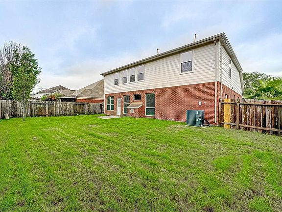 4th image of 15106 Magnoliabough Pl