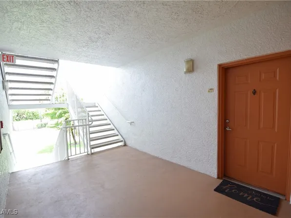 6481 Aragon Way APT 205, Fort Myers, FL 33966