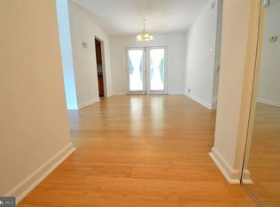 7021 Galgate Dr, Springfield, VA 22152