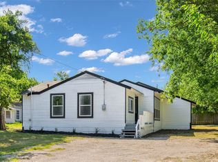 204 N Templeton St, Ennis, TX 75119