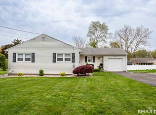 60 Dalewood Rd, Newington, CT 06111