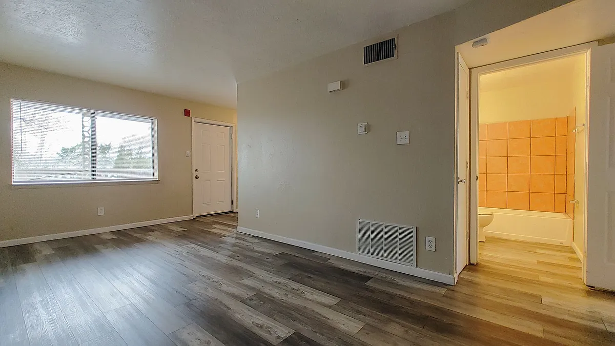 Building Photo - 4211 Mesa Grande Pl SE