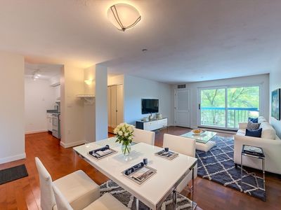 22 Railroad St APT 306, Andover, MA, 01810