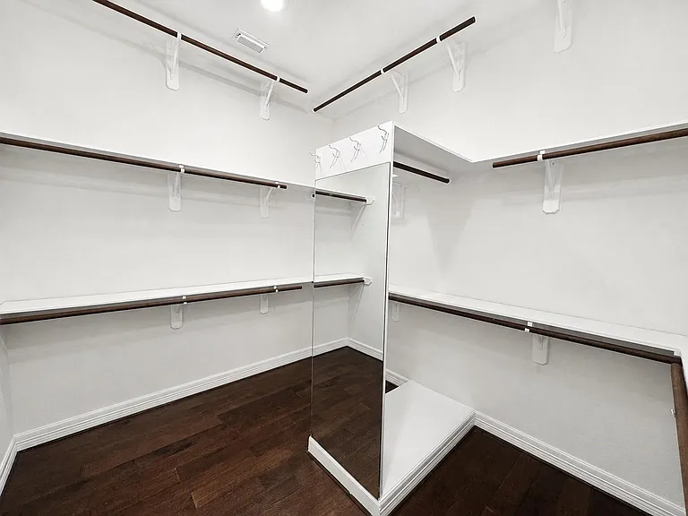 3301 Elm Creek Dr — Photo 27