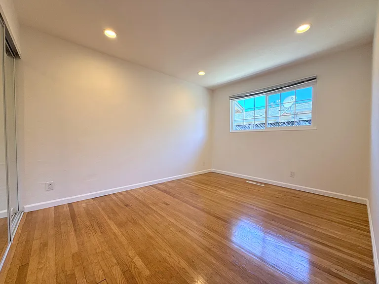 35930 Vinewood St — Photo 19