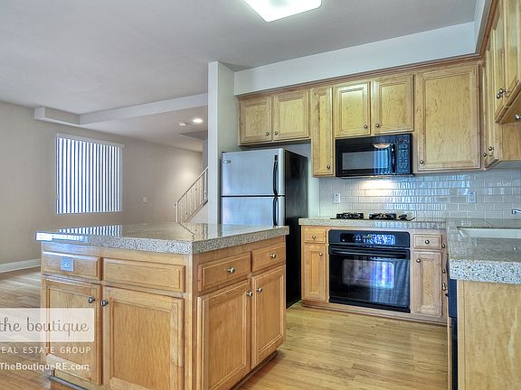 4th image of 7124 Farralone Ave Unit 105