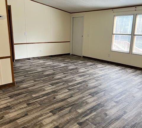 3rd image of 11038 SE 49th Ave