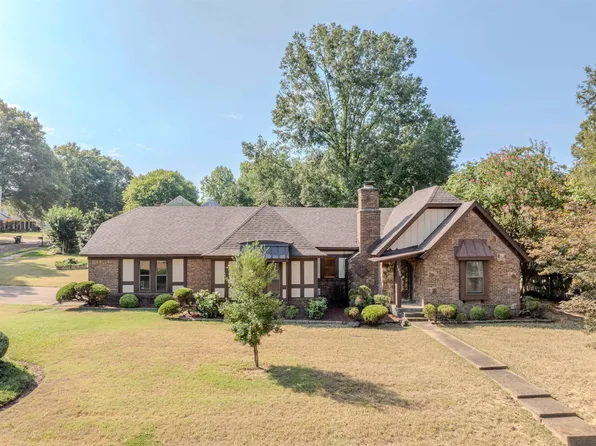 125 Harpers Ferry Rd, Collierville, TN 38017