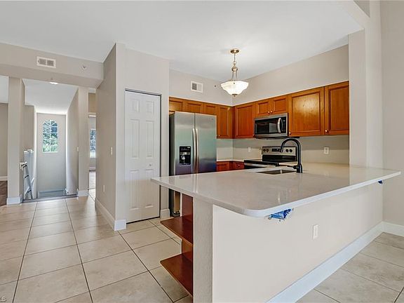 3rd image of 10025 Villagio Gardens Ln Unit 204