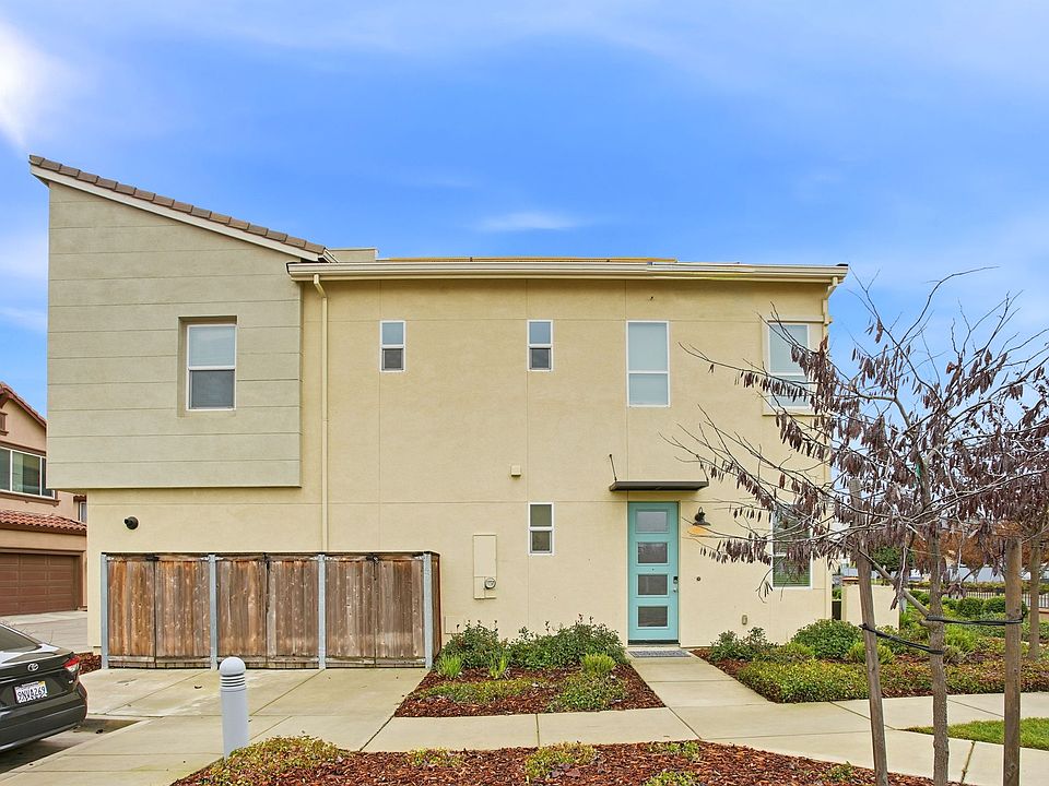 1st image of 3822 E Commerce Way