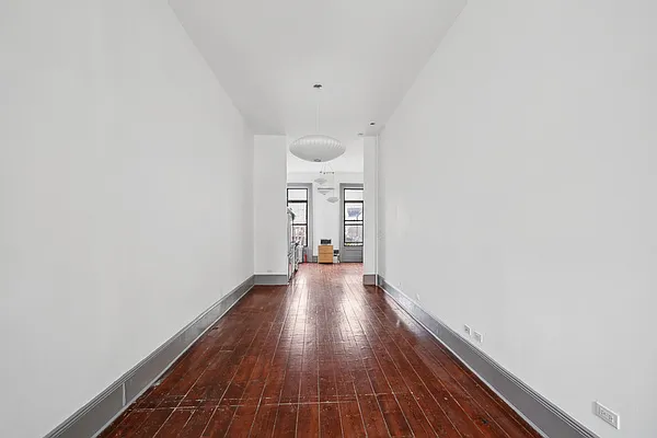 Rented by Compass | media 30