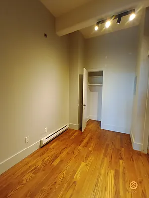 Rented by City Vista Inc | media 13