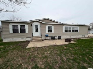 1108 Autumn Cir, Belvidere, IL 61008