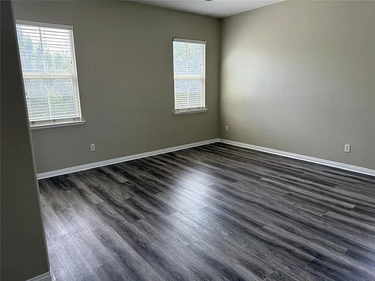 1742 Edmon Way — Photo 16