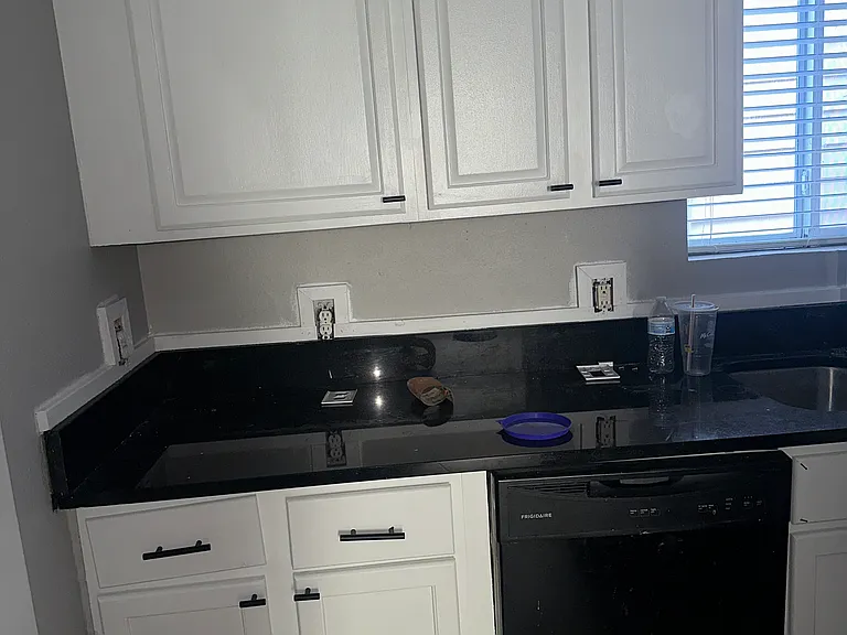 1905 Ivy St — Photo 15