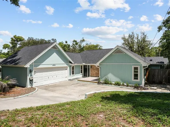 333 Forest Rd, Mount Dora, FL 32757