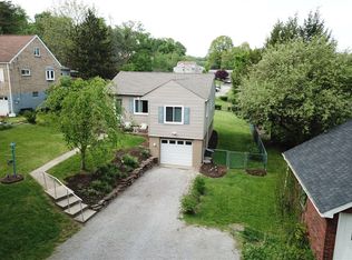 225 E Sandle Ave, Pittsburgh, PA 15237