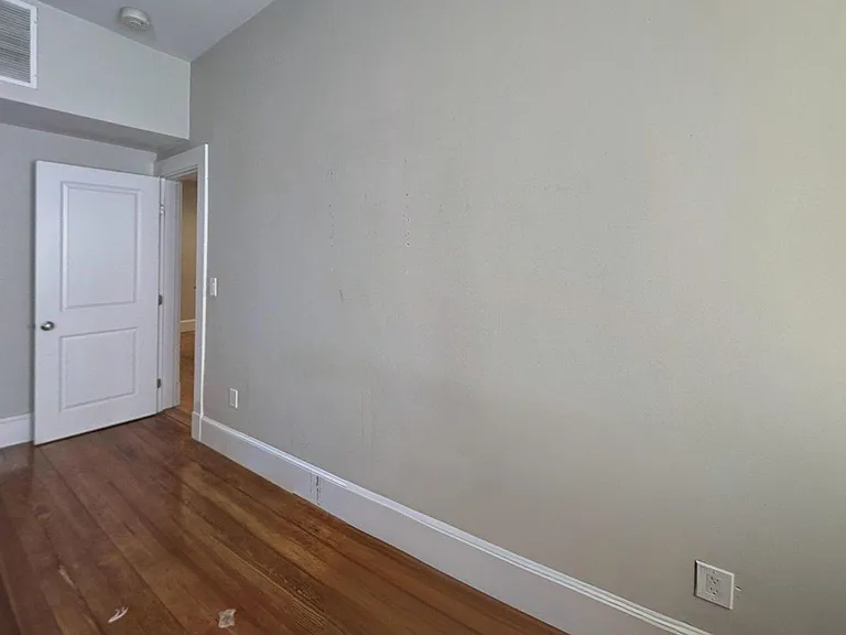 38 Frankfort St #3 — Photo 26