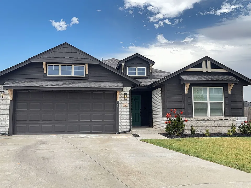 701 Caladium Dr