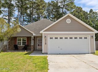 719 Savannah Drive, Jacksonville, NC 28546