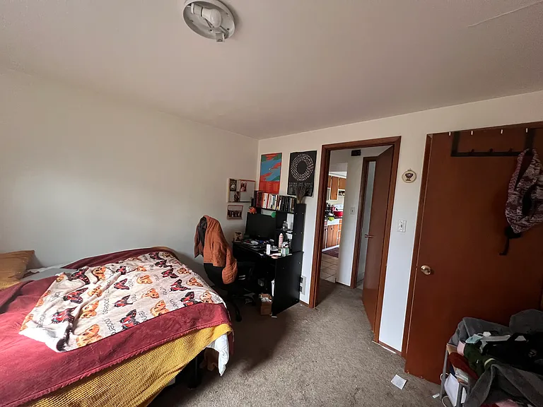 4431 Powell Pl S — Photo 5