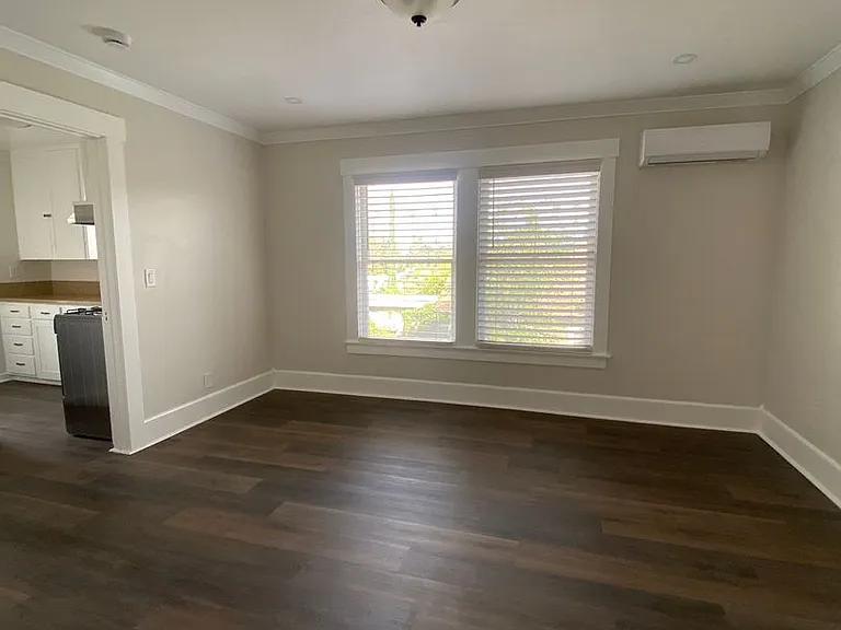 24 Grant St — Photo 14