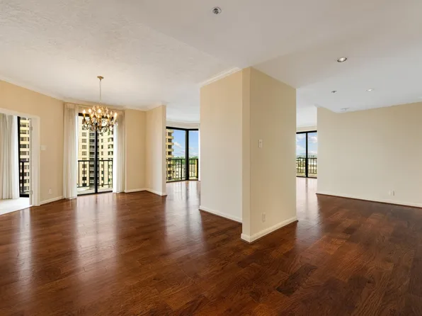 3350 McCue Rd APT 802, Houston, TX 77056