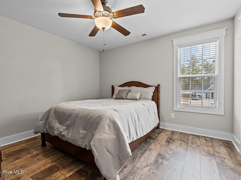 217 Thistleberry Dr — Photo 34