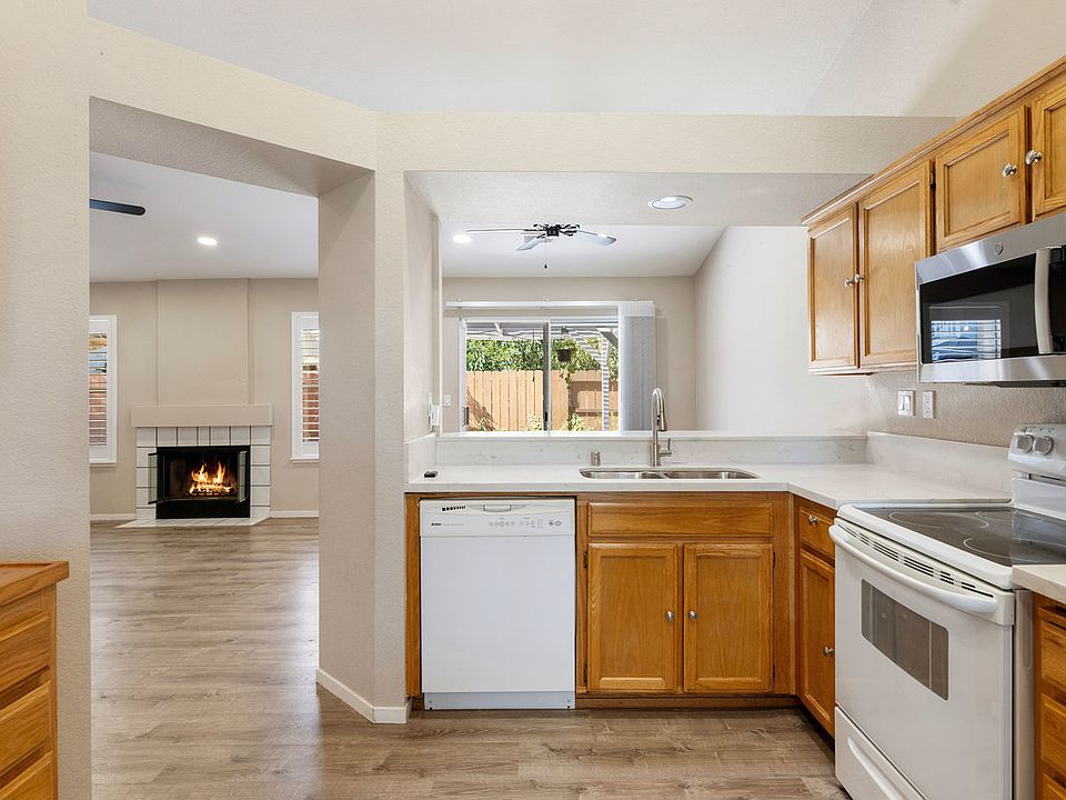 1st image of 3273 Honeydew Ct