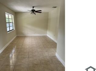 945 SE 12th St APT 3, Hialeah, FL 33010