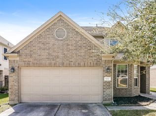 5222 Rio Dr, Baytown, TX 77521