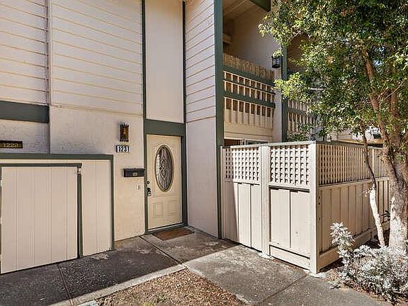 2nd image of 1231 Terra Nova Blvd